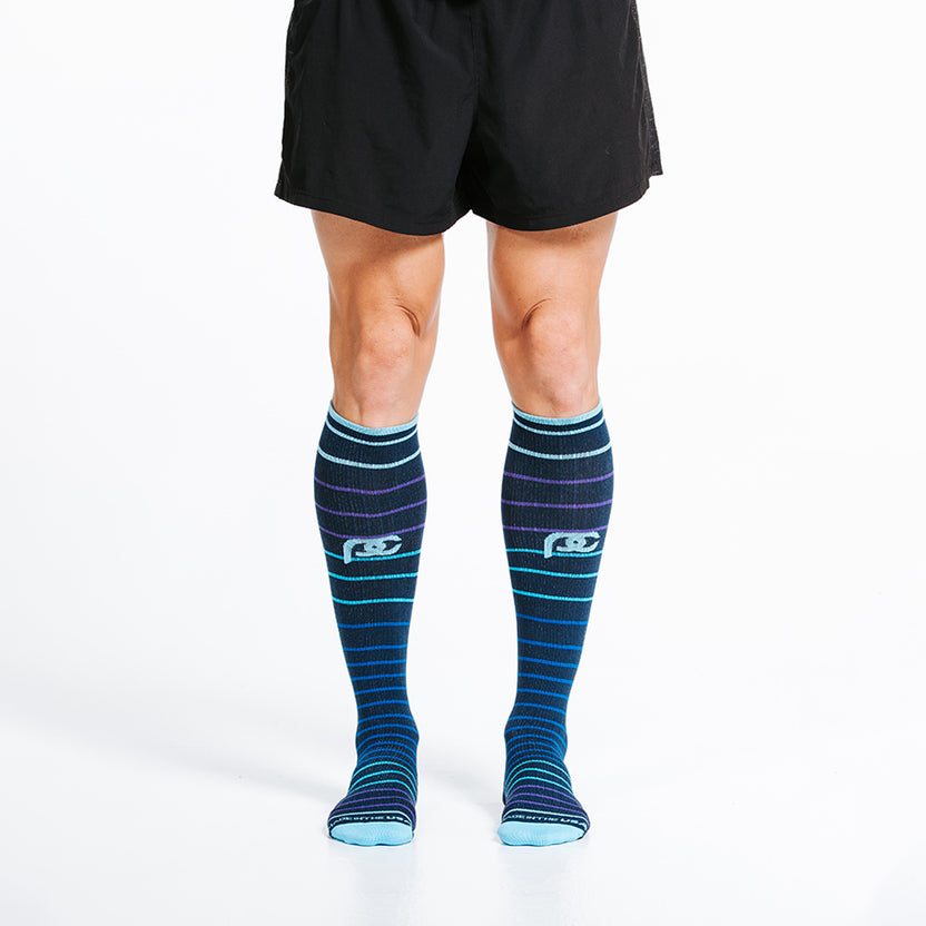 20-30mmHg Knee-High Compression Socks, Navy Blue Lines – procompression.com