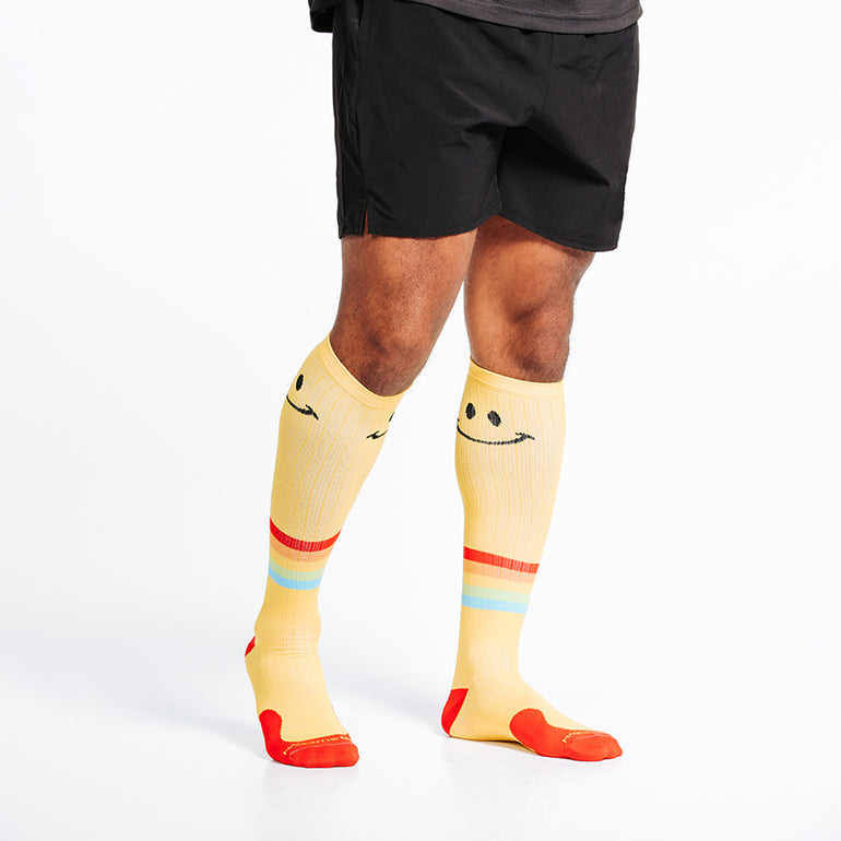 Marathon Smiley Face Knee High Running Socks – procompression.com